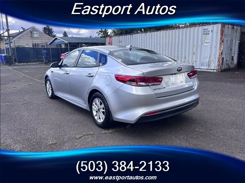 2016 Kia Optima LX Auto photo 5