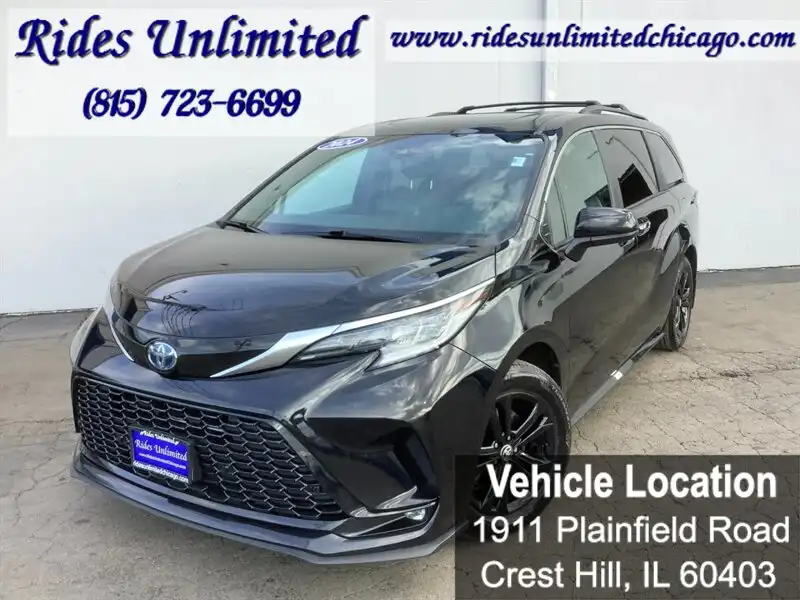 2024 Toyota Sienna XSE 7-Passenger Hybrid AWD's photo