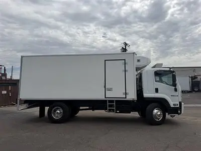 2021 Isuzu FTR undefined photo 2