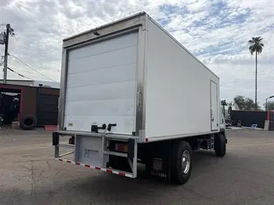 2021 Isuzu FTR undefined photo 3