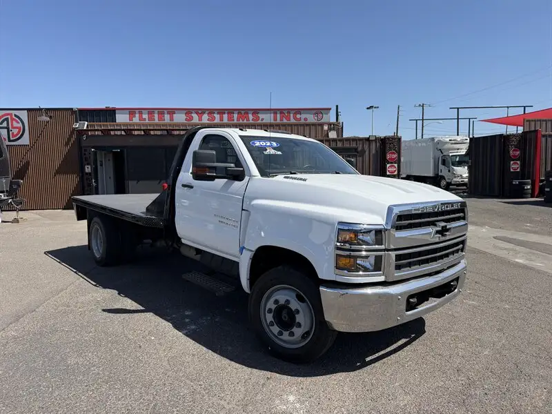 2023 Chevrolet Silverado HD Work Regular Cab 141" WB photo 1