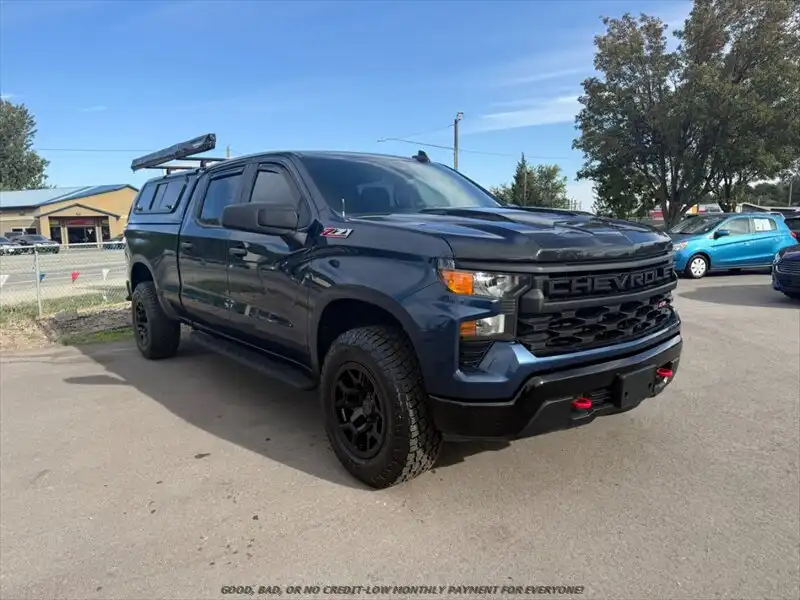 2022 Chevrolet Silverado 1500 Custom Trail Boss 4WD Crew Cab Standard Box's photo