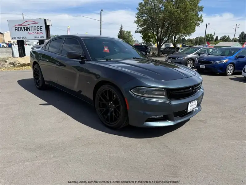 2016 Dodge Charger R/T's photo
