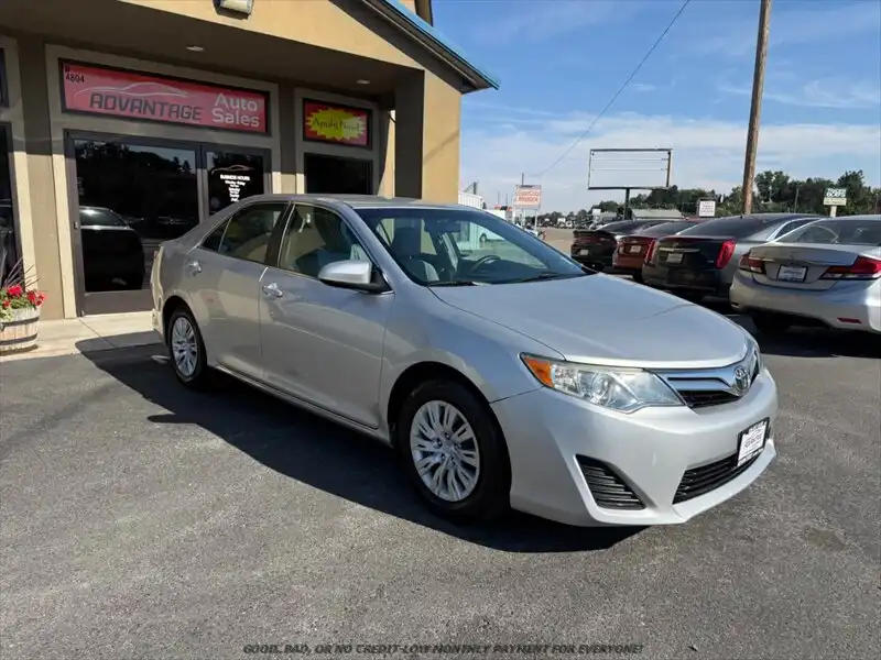 2013 Toyota Camry 2.5 Auto LE's photo