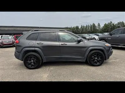2015 Jeep Cherokee Trailhawk 4X4 photo 4