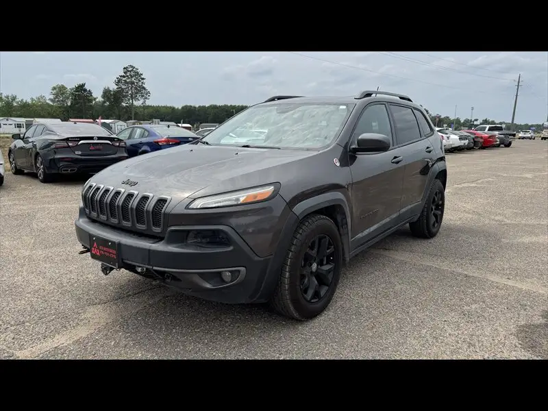 2015 Jeep Cherokee Trailhawk 4X4 photo 1