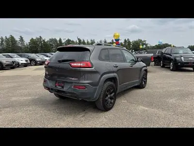 2015 Jeep Cherokee Trailhawk 4X4 photo 5