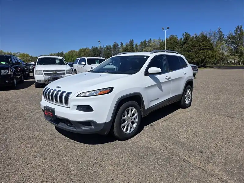 2017 Jeep Cherokee Latitude 4WD's photo