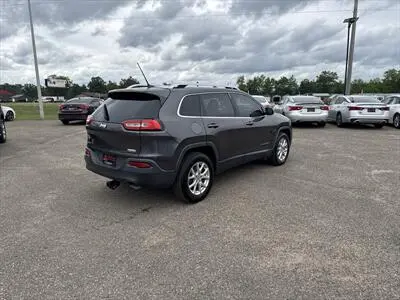 2014 Jeep Cherokee Latitude 4WD photo 4
