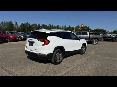2021 GMC Terrain SLT AWD photo 3