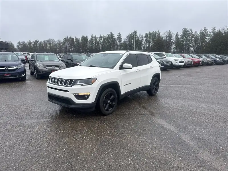2018 Jeep Compass Latitude 4X4 photo 1