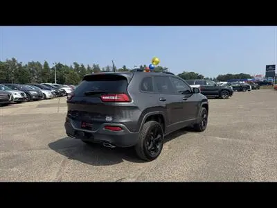 2017 Jeep Cherokee High Altitude 4X4 photo 5