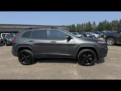 2017 Jeep Cherokee High Altitude 4X4 photo 4