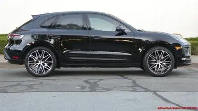 2022 Porsche Macan Base photo 5