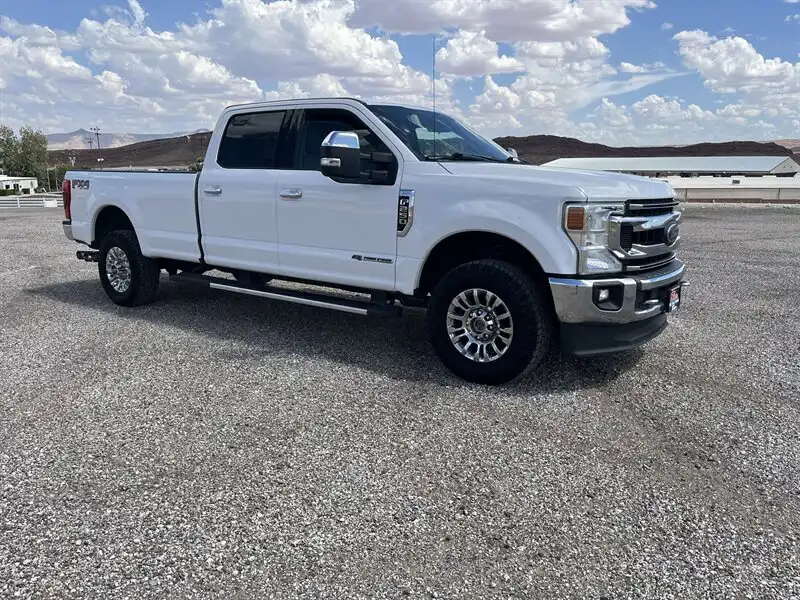 2020 Ford F-250 XLT 4x4 Crew Cab 8' Box's photo