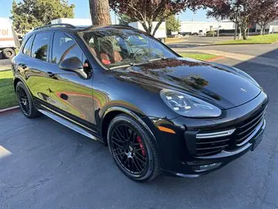 2016 Porsche Cayenne GTS photo 3