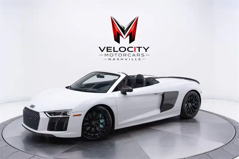 2017 Audi R8 quattro S tronic V10 Spyder's photo