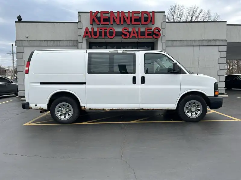 2012 Chevrolet Express 1500 Work Van's photo