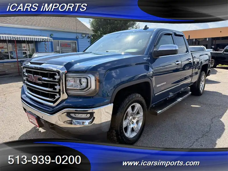 2017 GMC Sierra 4WD Double Cab Standard Box SLT's photo
