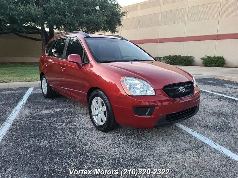 2008 Kia Rondo 2.7 LX Auto's photo