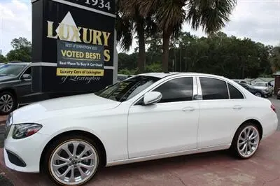 2018 Mercedes-Benz E-Class E300 4MATIC photo 4