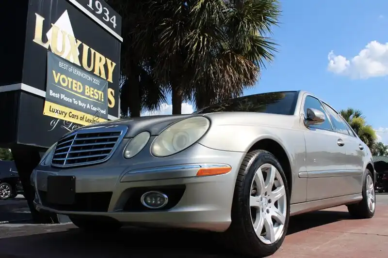 2007 Mercedes-Benz E-Class E350 4MATIC's photo