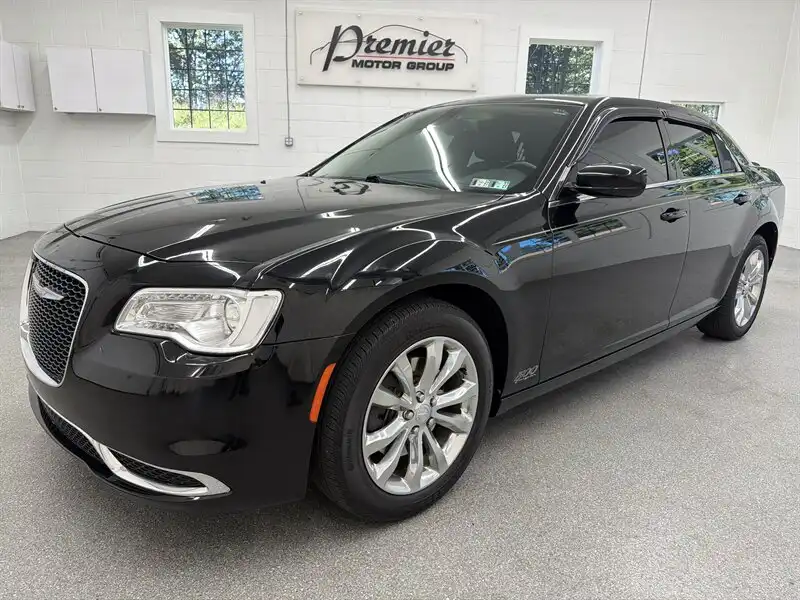2016 Chrysler 300 Limited AWD's photo