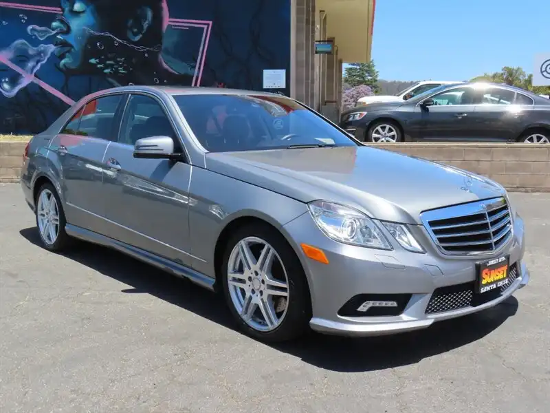 2010 Mercedes-Benz E-Class E550 Sport's photo