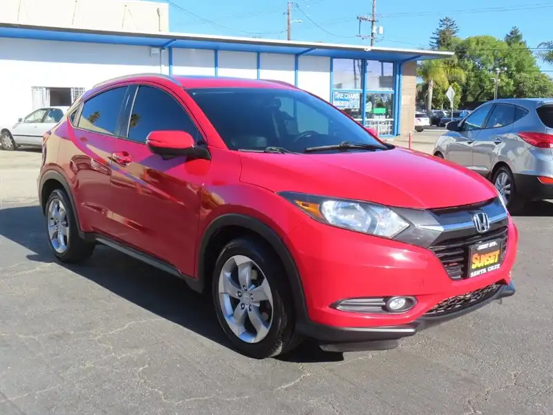 2017 Honda HR-V EX-L Navi CVT's photo