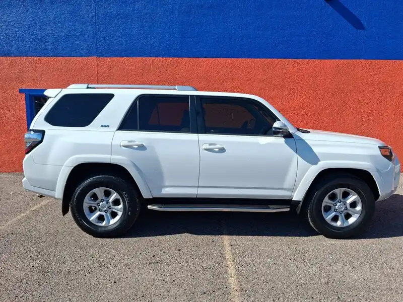 2016 Toyota 4Runner SR5 Premium V6's photo