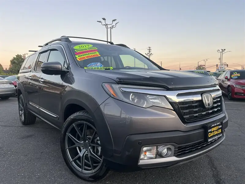 2019 Honda Ridgeline RTL-E AWD photo 1