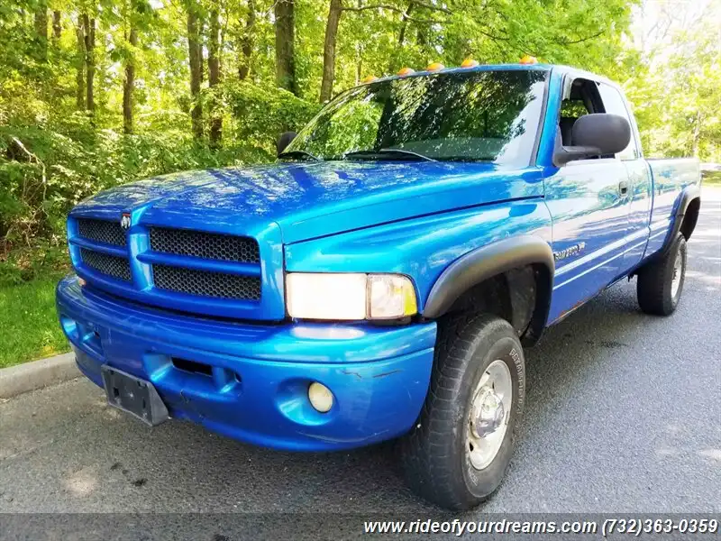 2001 Dodge Ram 1500 2500 ST 4X4 QUAD CAB SWB's photo