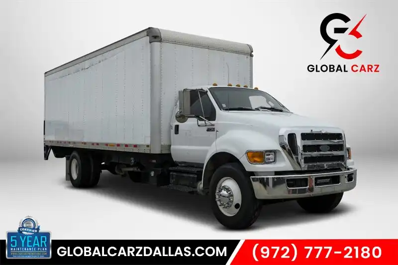 2013 Ford F-750's photo
