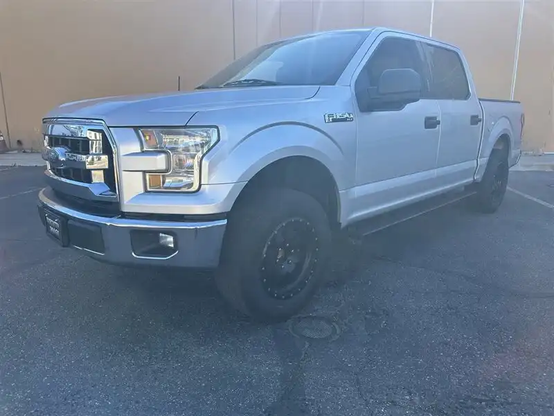 2016 Ford F-150 XL SuperCrew 5-1/2 Box's photo