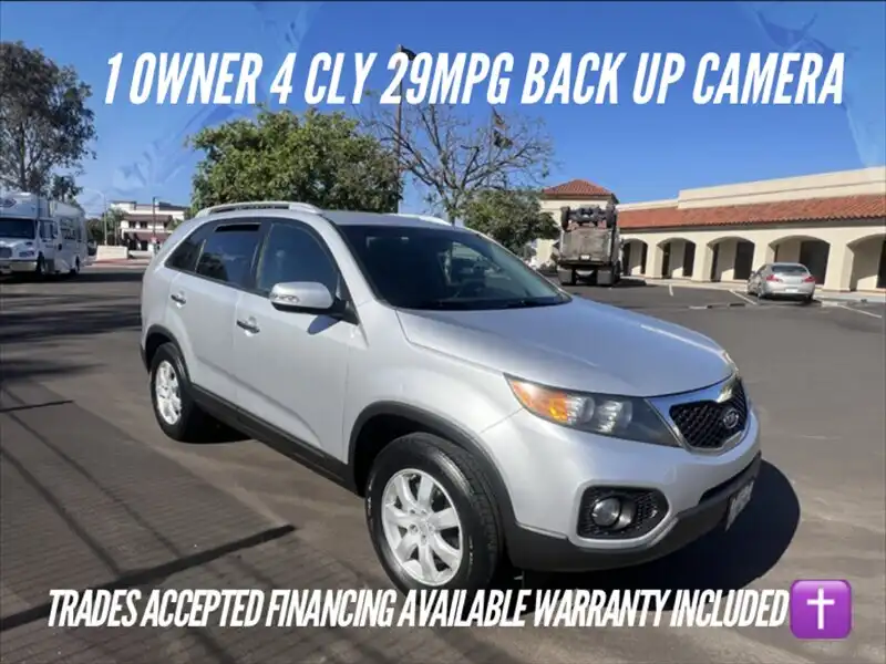 2011 Kia Sorento LX AT's photo
