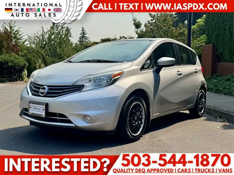 2015 Nissan Versa Note 1.6 S MT's photo