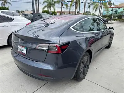 2018 Tesla Model 3 Base photo 4