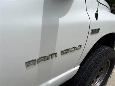 2006 Dodge Ram 1500 ST Quad Cab SWB photo 4