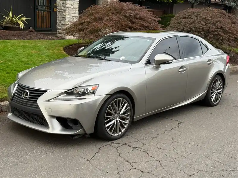 2015 Lexus IS 350 250's photo