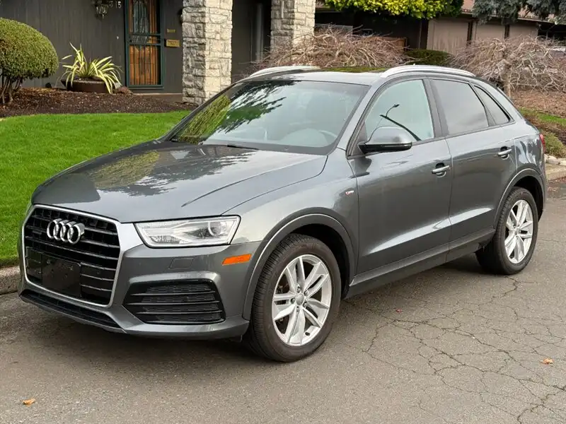 2018 Audi Q3 2.0T Premium quattro's photo
