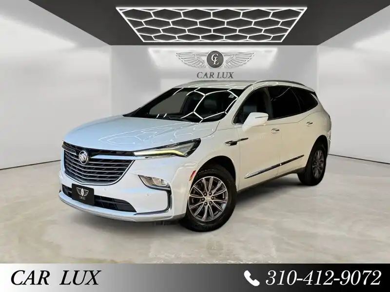 2022 Buick Enclave Essence AWD's photo