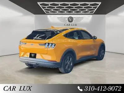 2022 Ford Mustang-Mach-e Select photo 5