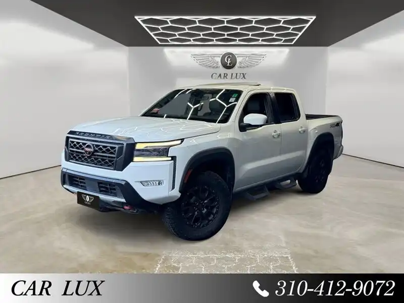 2024 Nissan Frontier PRO-4X Crew Cab 4X4's photo