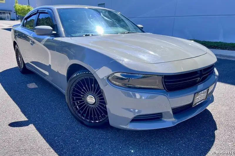 2019 Dodge Charger SXT's photo