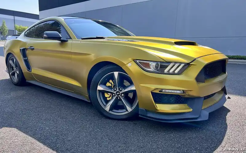 2015 Ford Mustang V6 Coupe's photo