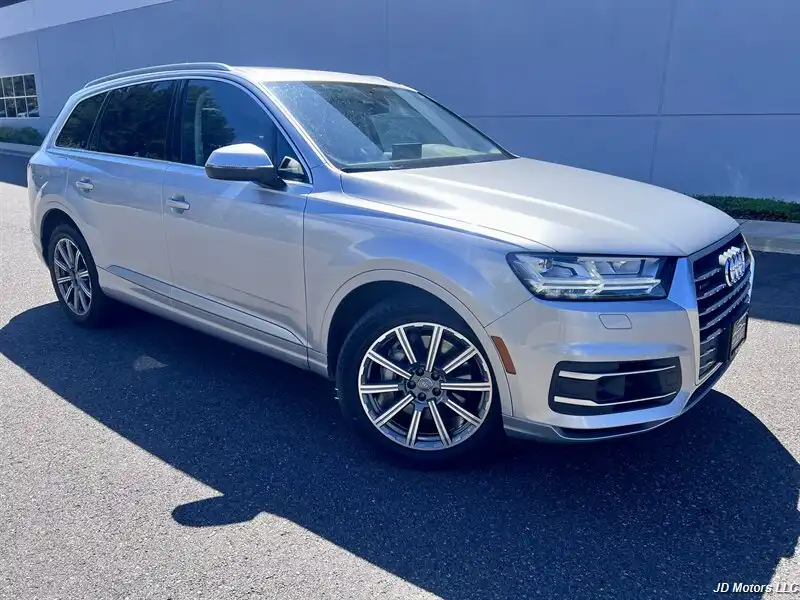 2018 Audi Q7 3.0T quattro tiptronic Premium Plus's photo