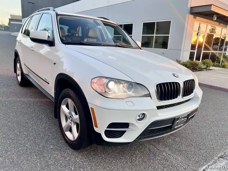 2013 BMW X5 xDrive35i's photo