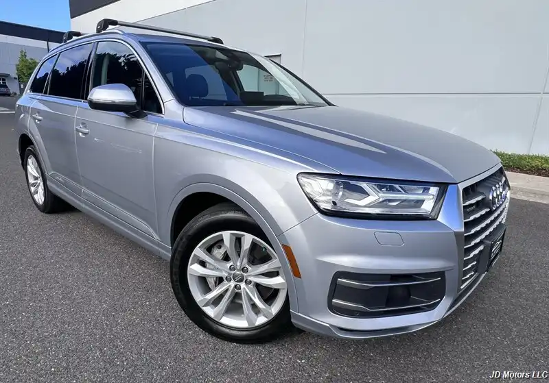 2017 Audi Q7 3.0T quattro tiptronic Premium Plus's photo