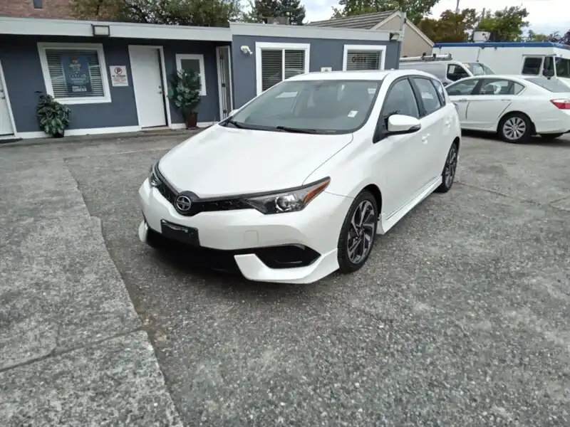 2016 Scion iM CVT's photo