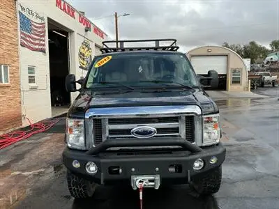 2013 Ford E-Series E-350 Super Duty Extended photo 3